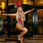 Musa da Colorado, Stephanie Chavier fala de estreia no Carnaval de SP, preparação física e dá spoiler de fantasia