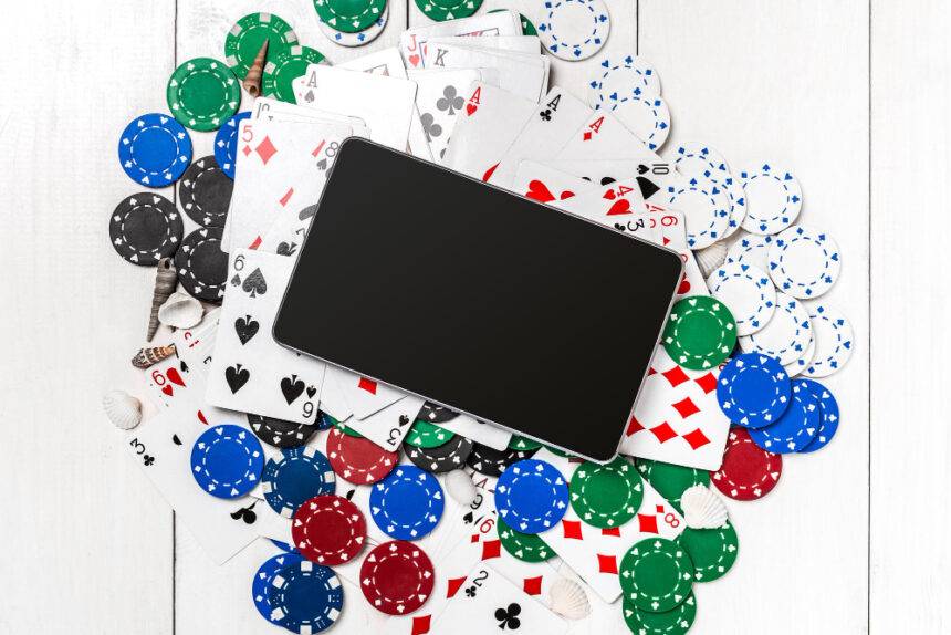 O que você deve levar em consideração para jogar poker online
