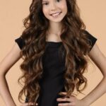 Criança catarinense Agatha Biluk vence seletiva nacional de mini modelos