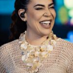 Naiara Azevedo brilha no Carnaval na Sapucaí 