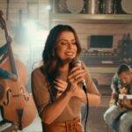 Rachel Novaes apresenta “Ao vivo nos EUA”, um dos álbuns mais importantes de sua carreira