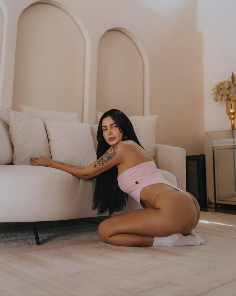 Ex de Neymar, Fernanda Campos diz que recusou reality por ser proibida de falar dele: “multa de R$ 2 milhões”