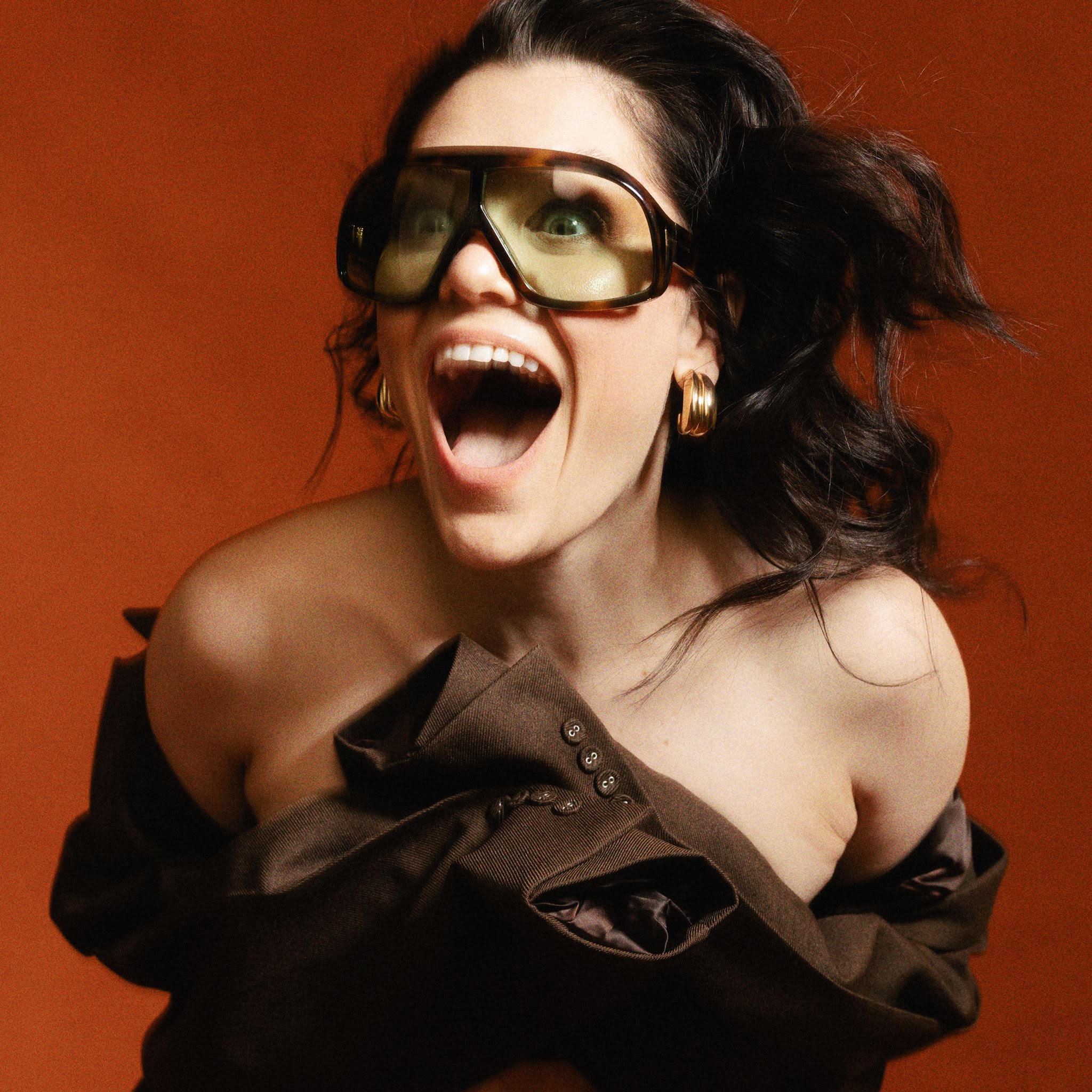 Jessie J consolida nova fase com “Living My Best Life”