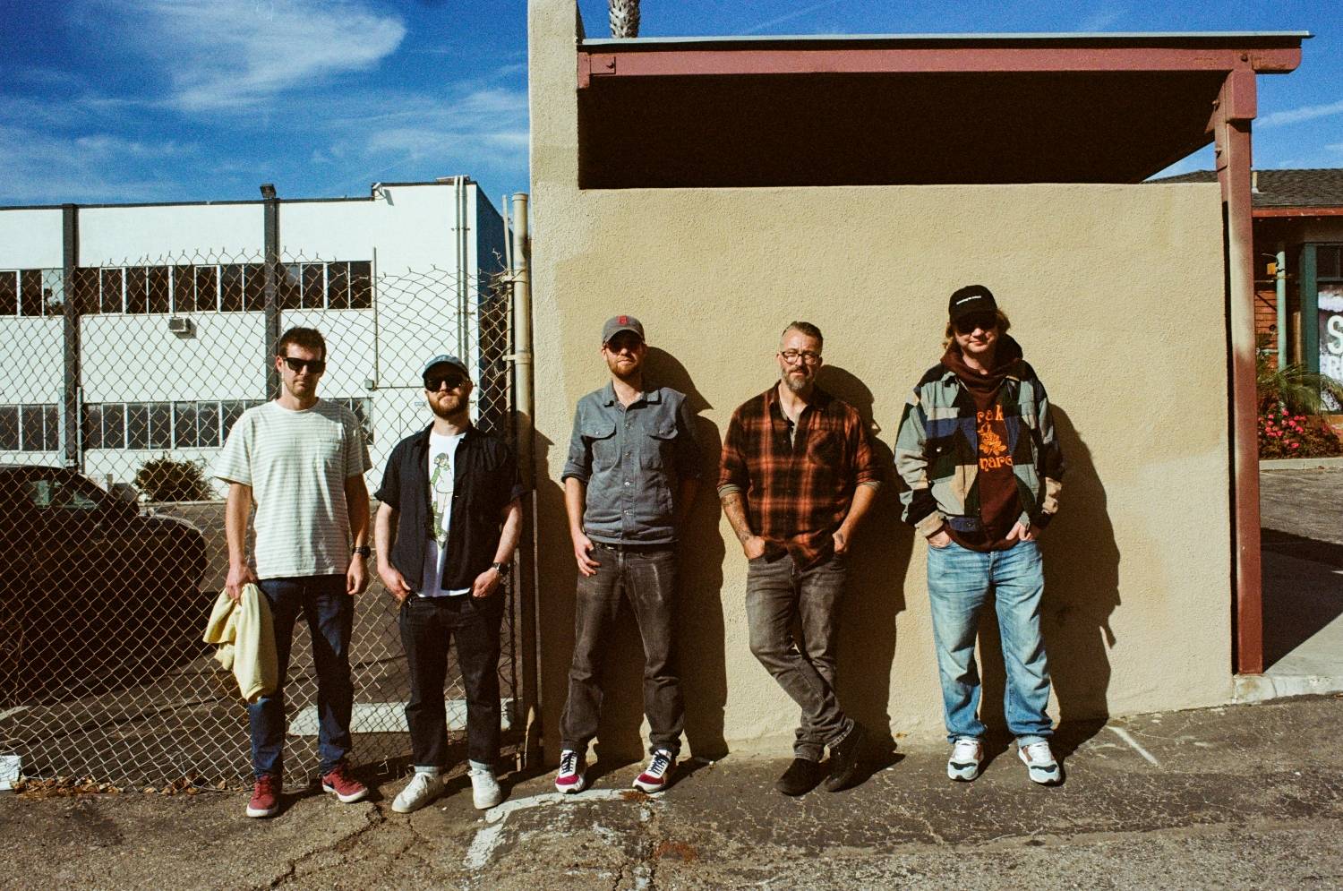 Atualize sua playlist com esses lançamentos da música alternativa