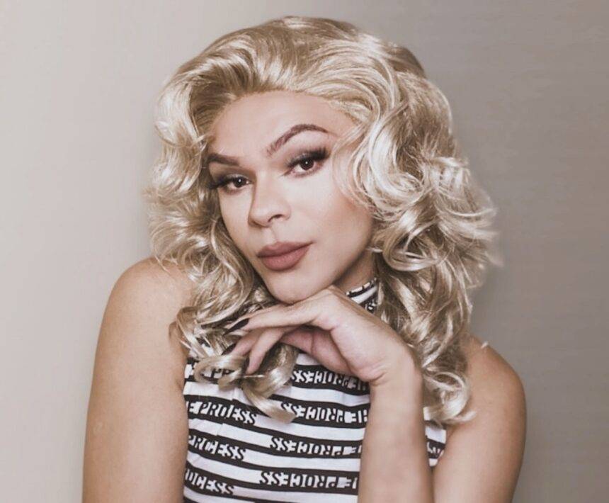 “Se posicionar não é apenas ter visibilidade com mídia nas redes sociais” , afirma Lindsey Vianna, artista LGBT cearense