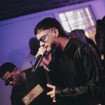 Lucas LM grava projeto audiovisual no estilo coffee party 