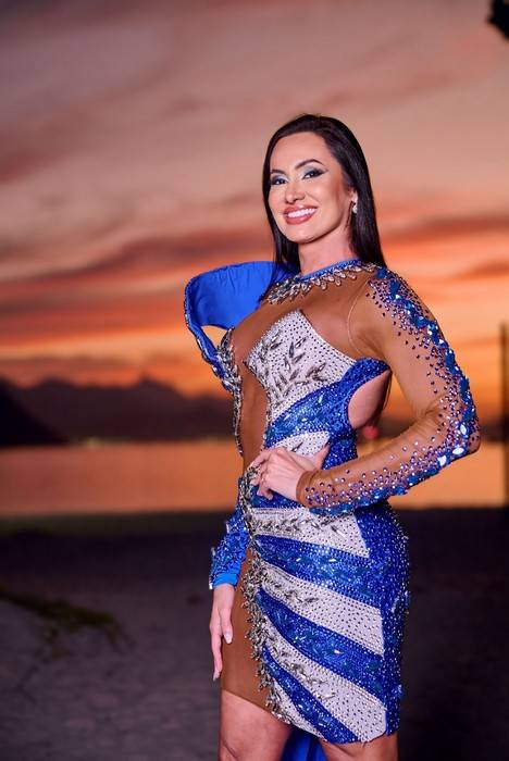 Vanessa Rangeli é a nova Rainha de Bateria da Acadêmicos de Niterói