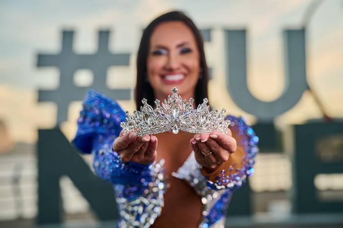 Vanessa Rangeli é a nova Rainha de Bateria da Acadêmicos de Niterói