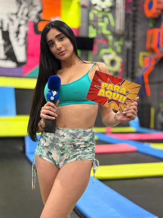 Após título de Miss, Letícia Cavalca estreia como "panicat da nova geração" na RedeTV! e exibe shape renovado 1 Após título de Miss, Letícia Cavalca estreia como "panicat da nova geração" na RedeTV! e exibe shape renovado