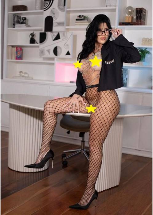 Leticia Braga participa de podcast e confirma viagem para o Rio de Janeiro