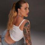 Influencer Sophie Buttini abandona plataformas adultas: “doença disfarçada de liberdade”