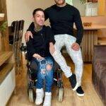 Victor Ferraz, Muso do OnlyFans, quebra tabus em cena com cadeirante e revela assédio de artistas: “até casados”