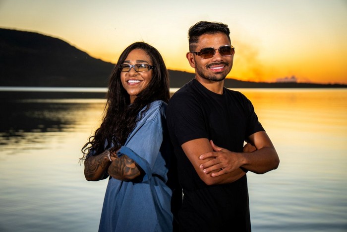 Evoney Fernandes e MC Danny apostam na mistura de estilos em "Você Não Vale Nada"