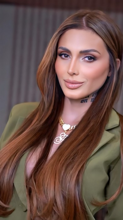 Fernanda Campos revela transformação impressionante após superar problemas capilares severos