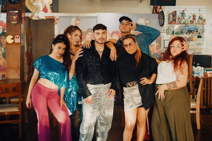 Vini estreia o novo single "Pista de Dança", última música antes do lançamento do futuro álbum