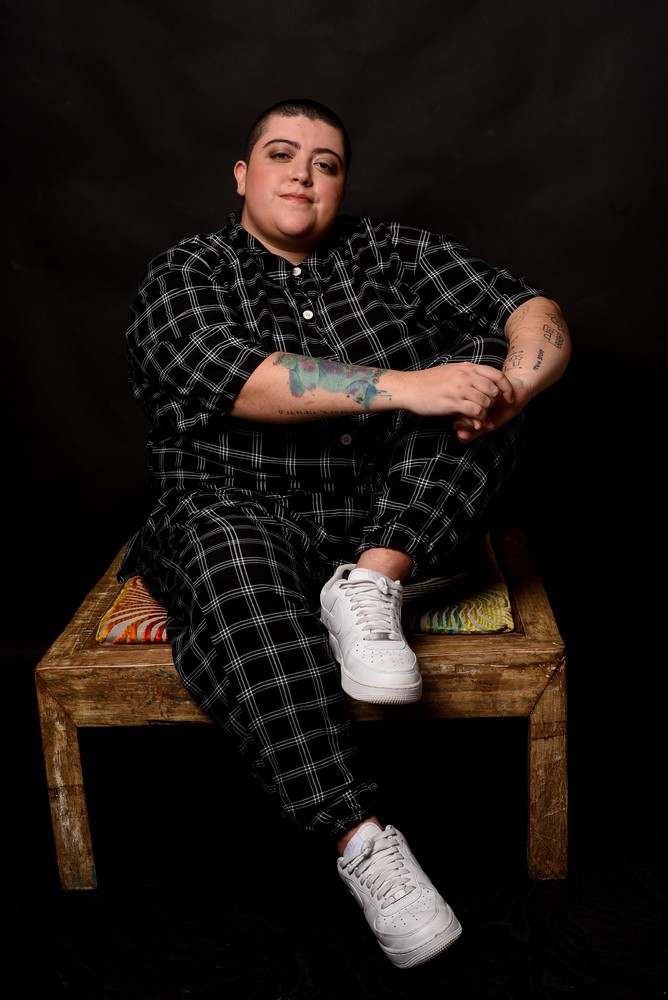 História real inspira Ana Vilela a lançar "Reencontro", um tributo à amizade