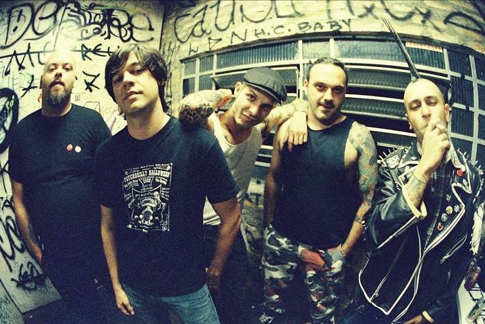 Blind Pigs relança “Heróis ou Rebeldes” em versão remasterizada definitiva