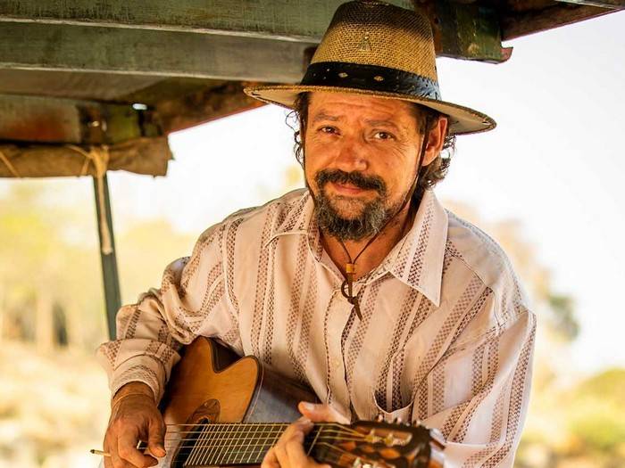 Aparecida Sertaneja apresenta Chico Teixeira, Matheus Minas & Leandro e Lucas & Murilo