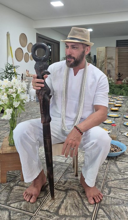 Segredos de estado e ritos ancestrais: A história do babalorixá que sussurra nos ouvidos dos que governam o País