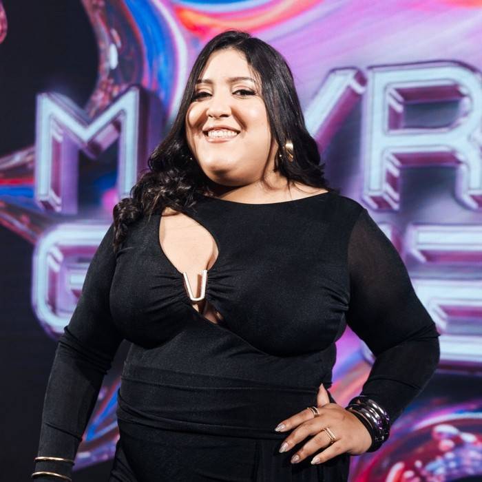 Mayrlla Gomes lança álbum completo “Prepara o Copo e o Coração” com projeto audiovisual