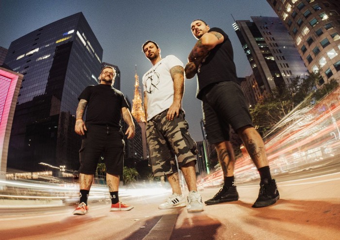 Veteranos do underground paulista lançam Reexista com álbum de estreia homônimo