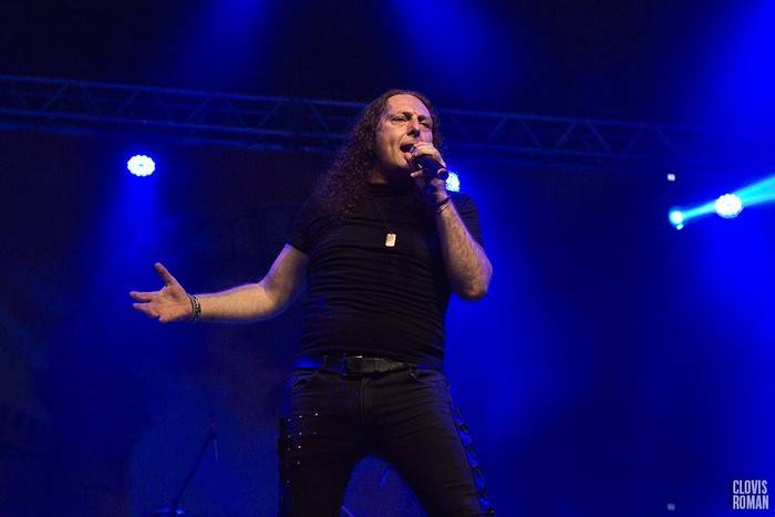 Fabio Lione retorna ao Brasil com espetáculo sinfônico dedicado ao clássico Dawn of Victory