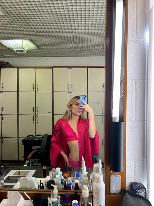 Vermelho Sangue: Bárbara Roterdã estreia como Bia na nova série do Globoplay