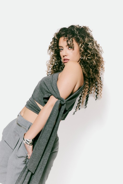 Eloise Viola nos revela seu novo single “New Dawn”