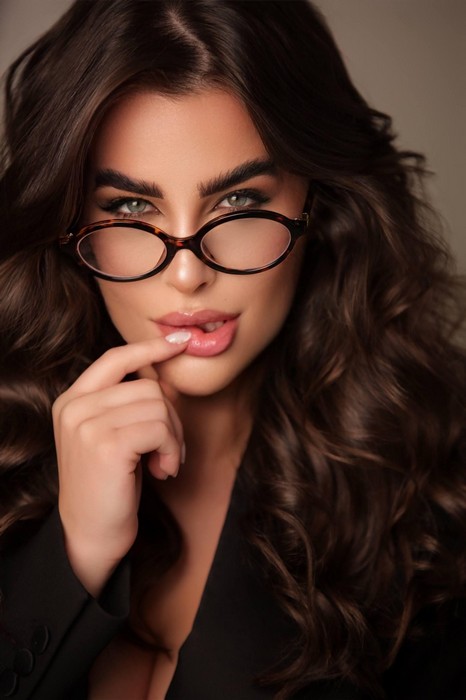 Mariana Marquini é desclassificada de seletiva da Victoria's Secret por conteúdo adulto