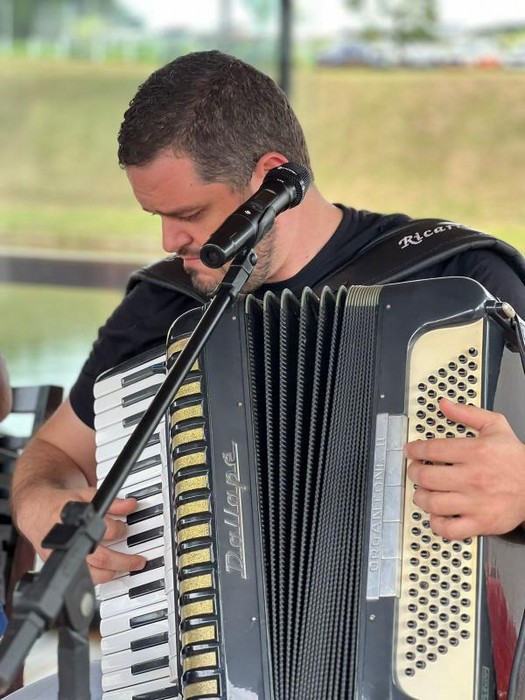 Tucci Sanfona: O sanfoneiro de alma sertaneja que conquistou os palcos e agora mira novos voos com dupla de peso