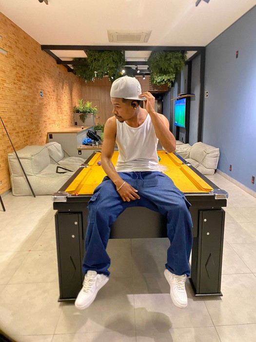 Kewi: O Talento que Vem Explodir!