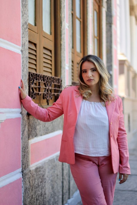 Clara Levy fala sobre feedback positivo de Ca$H e revela próximos passos da carreira