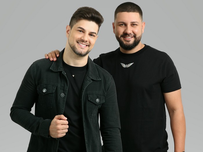 Aparecida Sertaneja recebe João Nelore e Texano, Divino e Donizete, Fernando e Fabiano, Ana Flávia e Mariá