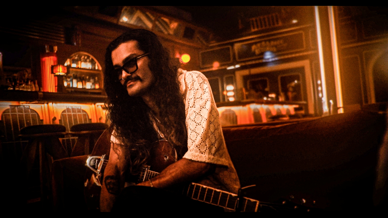 Gui Flowerz transforma contrastes entre Limeira e a Califórnia em paisagens sonoras no single “Califa”