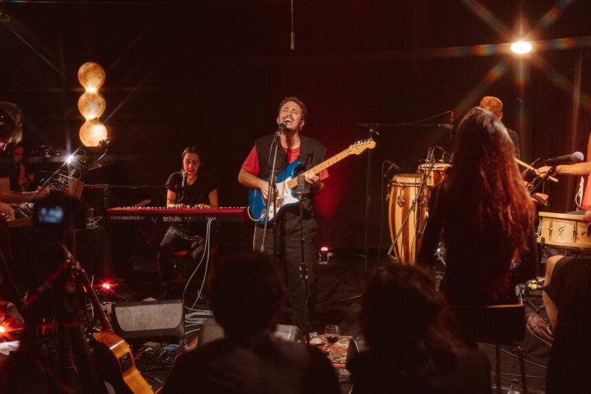 LUIZGA celebra a magia da música como encontro em disco gravado ao vivo em Lisboa