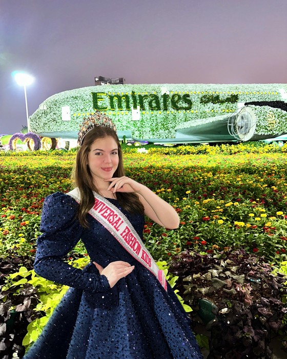 Lorena Blankenheim brilha em Dubai e é eleita United World Grand Prix no Little Miss & Little Mister United World 2025