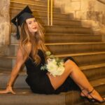 Mariana Lewis celebra nova fase: formatura na Guildhall, personagem em “The Hunger Games On Stage” e indicação no British Web Awards