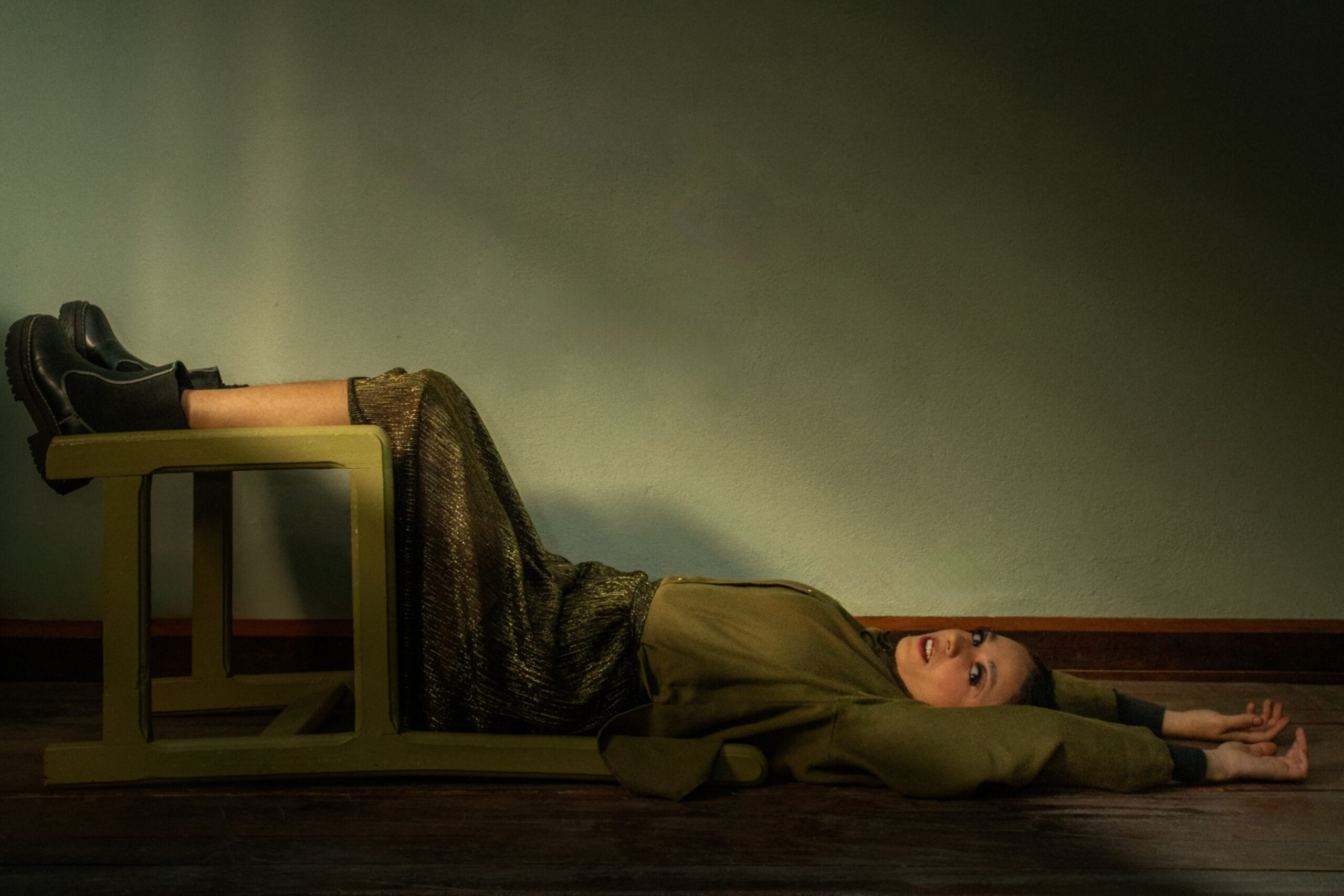 Natália Xavier lança o single “Merthiolate não arde” e transforma cicatrizes em dança