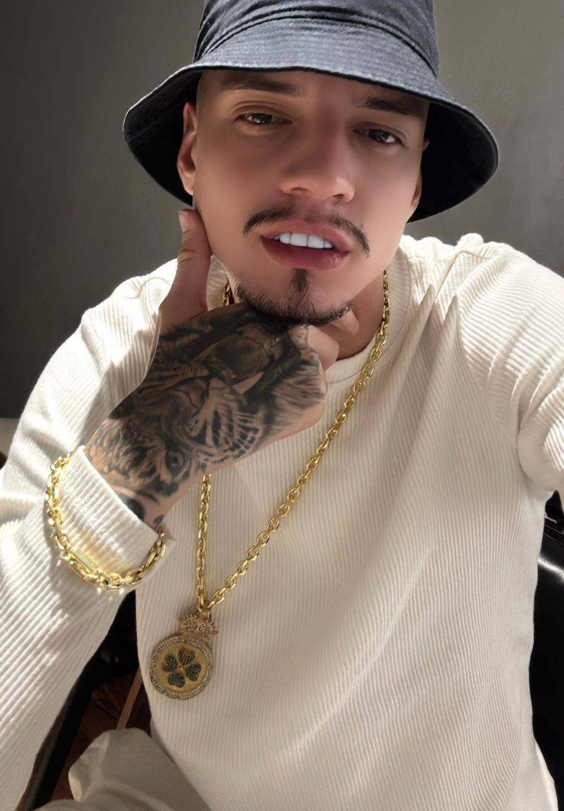 Eduardo Mancini se assume “heteroflex” na TV: a revolução silenciosa dos rótulos