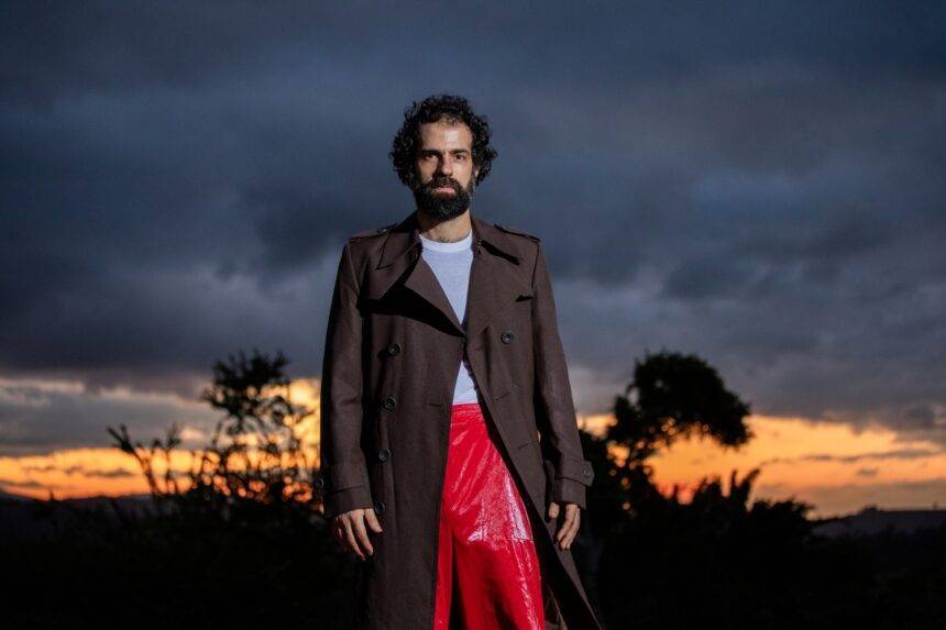 Conheça  “Embarcação”, disco de Felipe Antunes com travessias poéticas entre amor, política e resistência