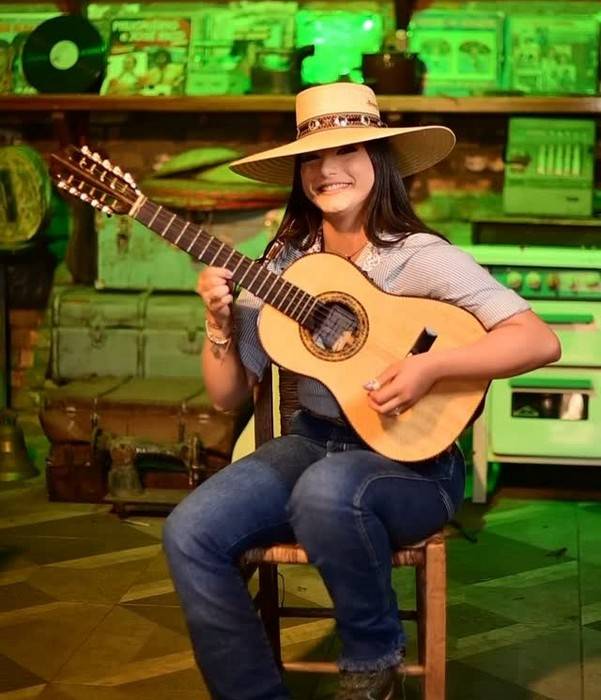 Rick Batista, Mariana e Mateus, Vinícius & Venâncio e Giovanna Viola no Aparecida Sertaneja