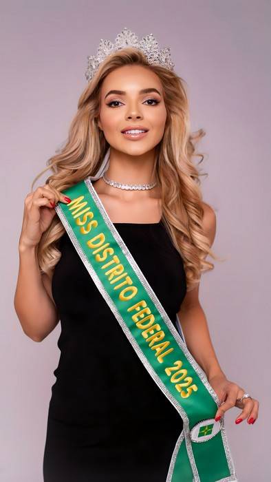 Miss Distrito Federal Josi Oliveira estreia criticando excessos estéticos: "beleza não é trocar de rosto todo mês"