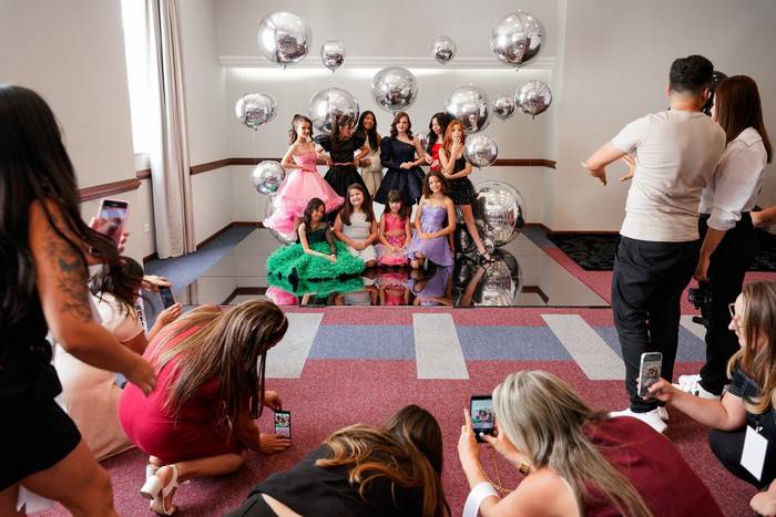 Athena Emerim, é a nova estrela do Universal Fashion Kids