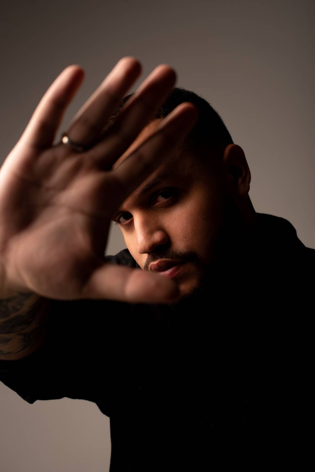 Dreko lança “Respirar” e reflete sobre crescimento, autocura e escolhas difíceis