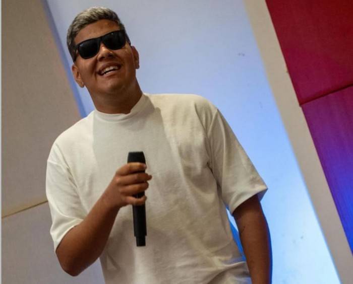 Dougllas Fernanddo Lança Pout-Pourri Carnavalesco que Celebra Identidade Cultural de Recife