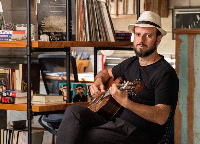 Eric Bê Lança álbum de estreia com sabor de MPB, Rock e Jazz