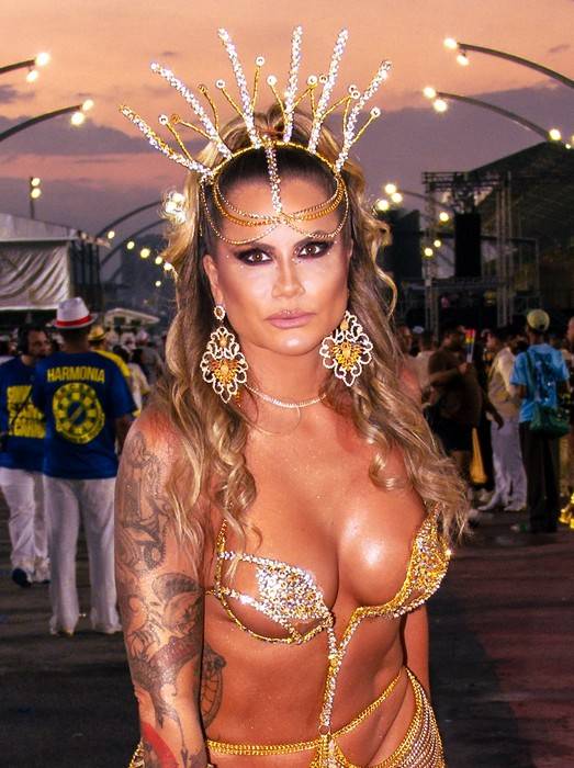 Isis Camargo: desvendando o corpo no Carnaval; uma questão de autonomia e poder