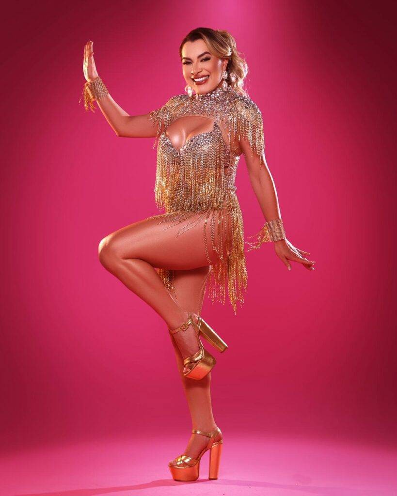 Musa da Barroca, Marina Orlanda investe R$ 30 Mil em preparação para carnaval