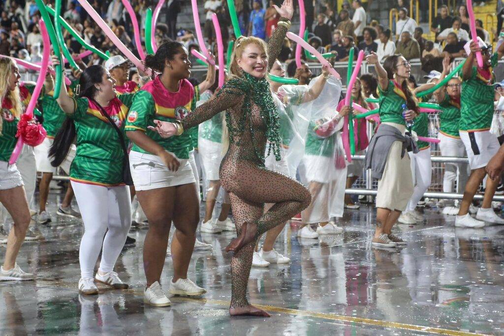 Musa da Barroca Marina Orlanda dá spoiler de fantasia para carnaval de São Paulo 2026 1 Musa da Barroca Marina Orlanda dá spoiler de fantasia para carnaval de São Paulo 2026