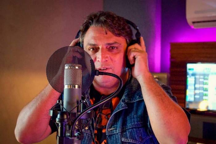 Paulo Façanha chega com música no Sarau em Casa